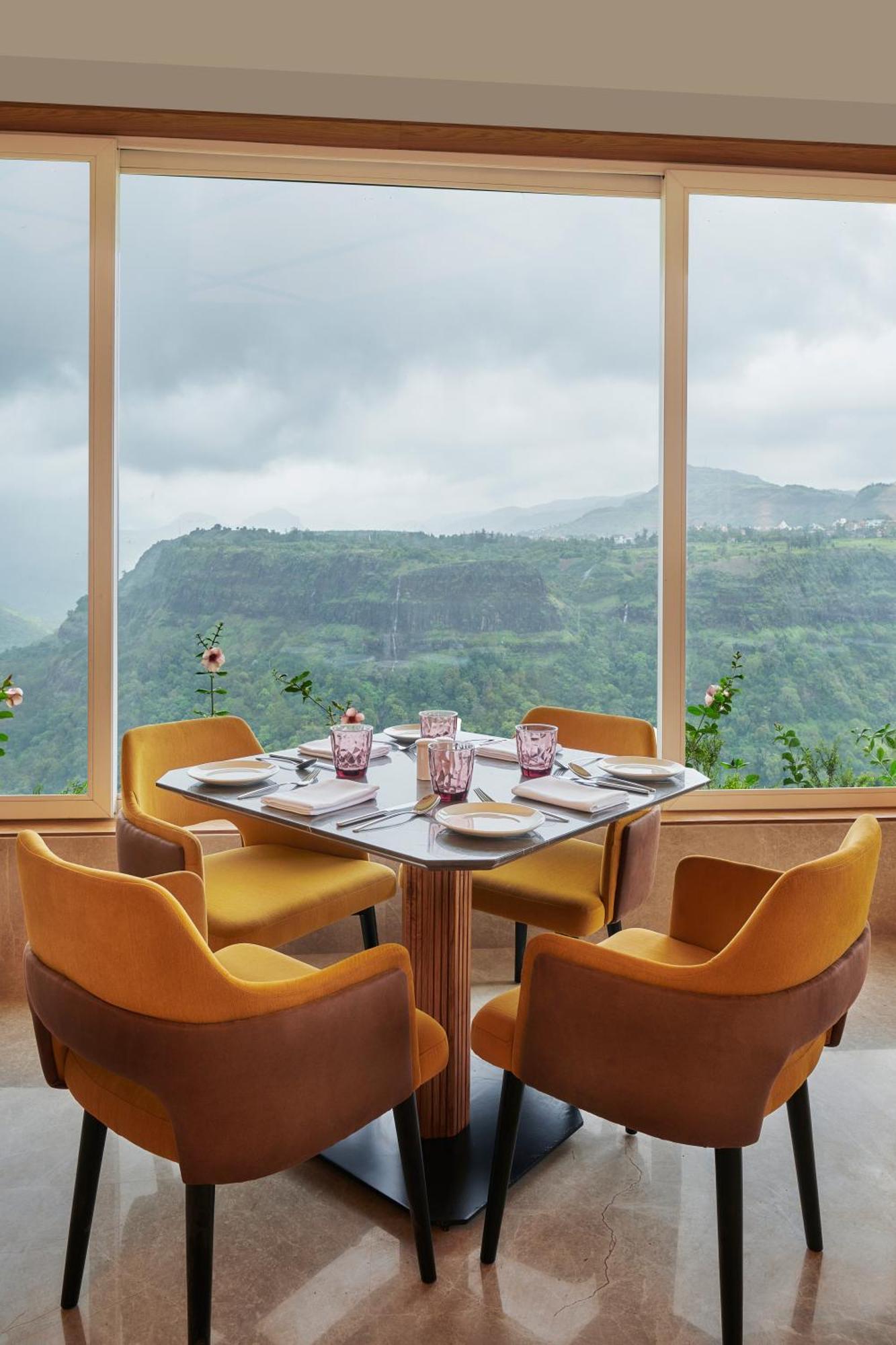 The Dukes Retreat Khandala Лонавла Екстер'єр фото