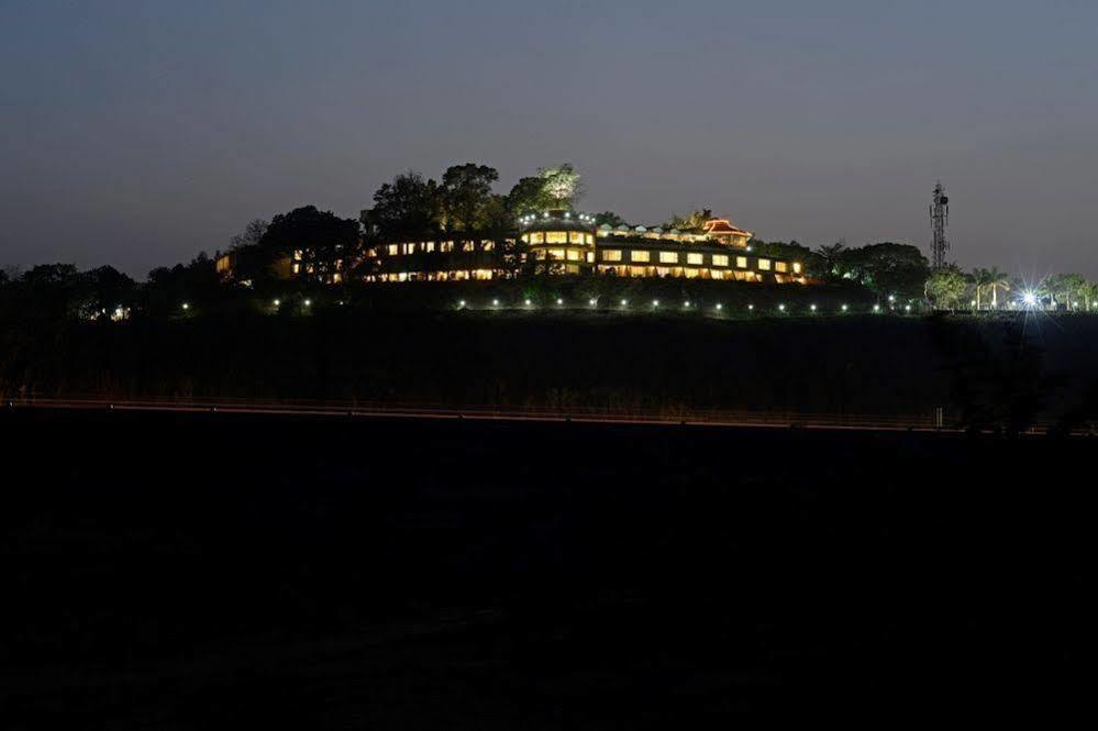 The Dukes Retreat Khandala Лонавла Екстер'єр фото